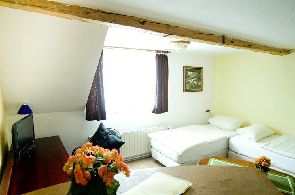 Pension Am Alten Markt Halle  Chambre photo